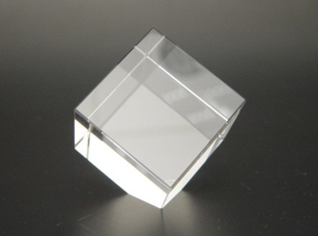 cube-sur-angle